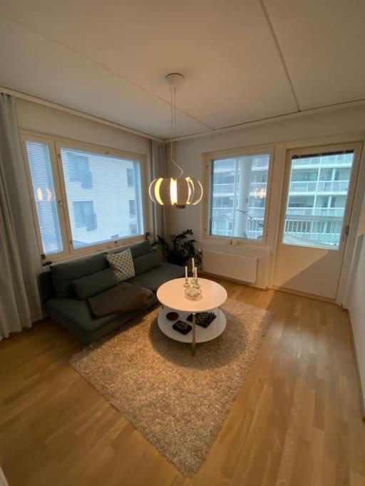 Modern Two Bedroom Apartment Near Helsinki Airport فانتا المظهر الخارجي الصورة